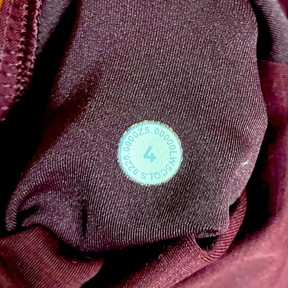 Lululemon Yoga Align High Waisted 25” - Picture 4 of 4